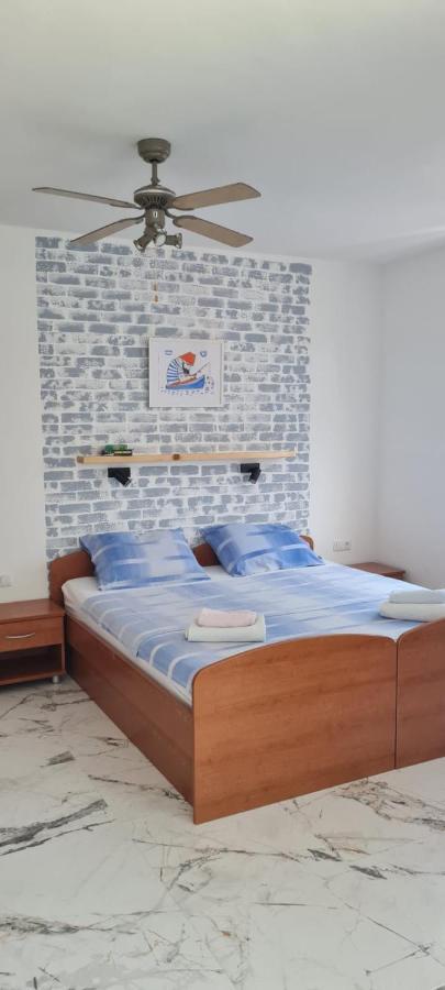 Apartmani Centar Seline Paklenica Εξωτερικό φωτογραφία