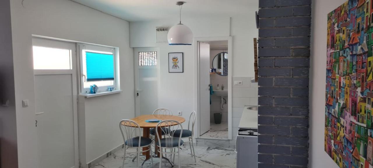 Apartmani Centar Seline Paklenica Εξωτερικό φωτογραφία