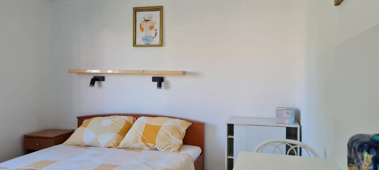 Apartmani Centar Seline Paklenica Εξωτερικό φωτογραφία