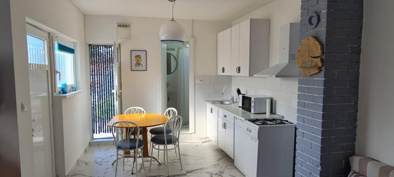 Apartmani Centar Seline Paklenica Εξωτερικό φωτογραφία
